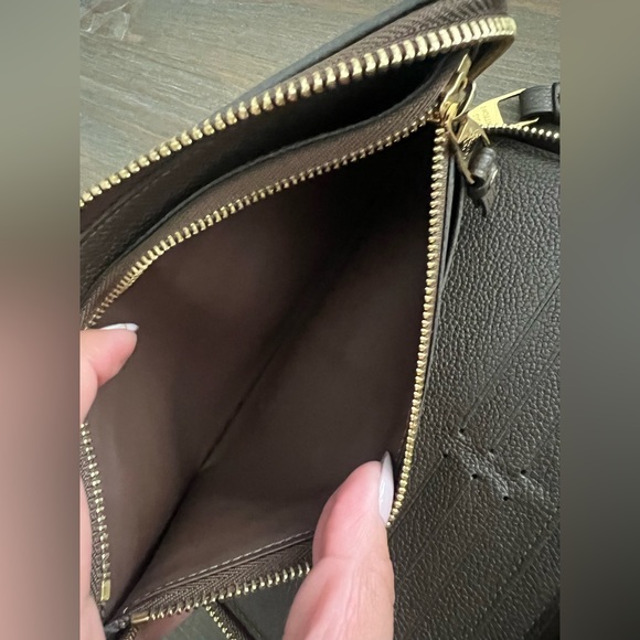 AUTHENTIC LV Empreinte Artsy MM Taupe Glace - Picture 9 of 11